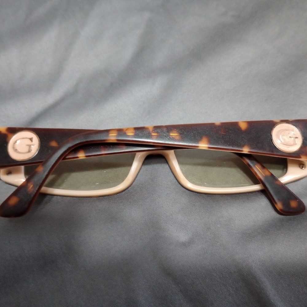 Guess Rx Sunglasses - Picture 2 of 4